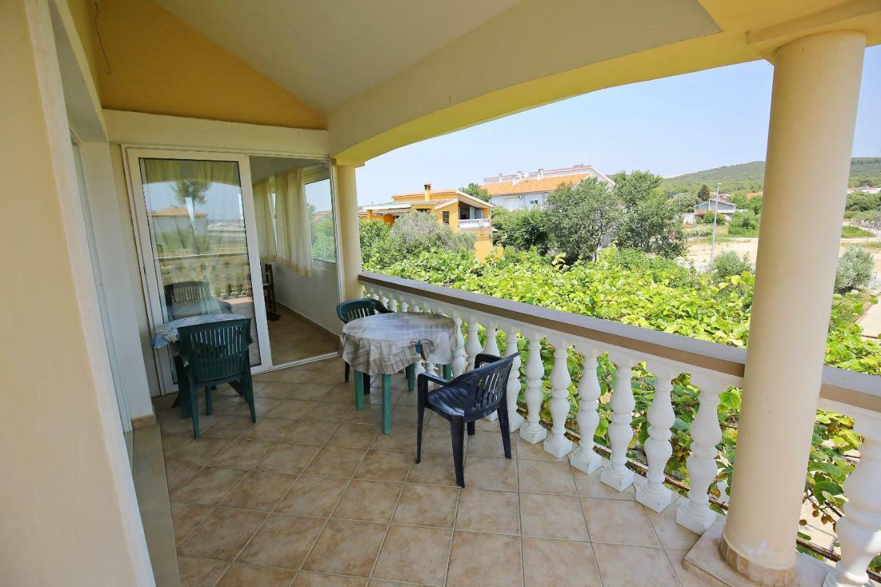 Large Gardens 2 Apartman Bibinje Kültér fotó